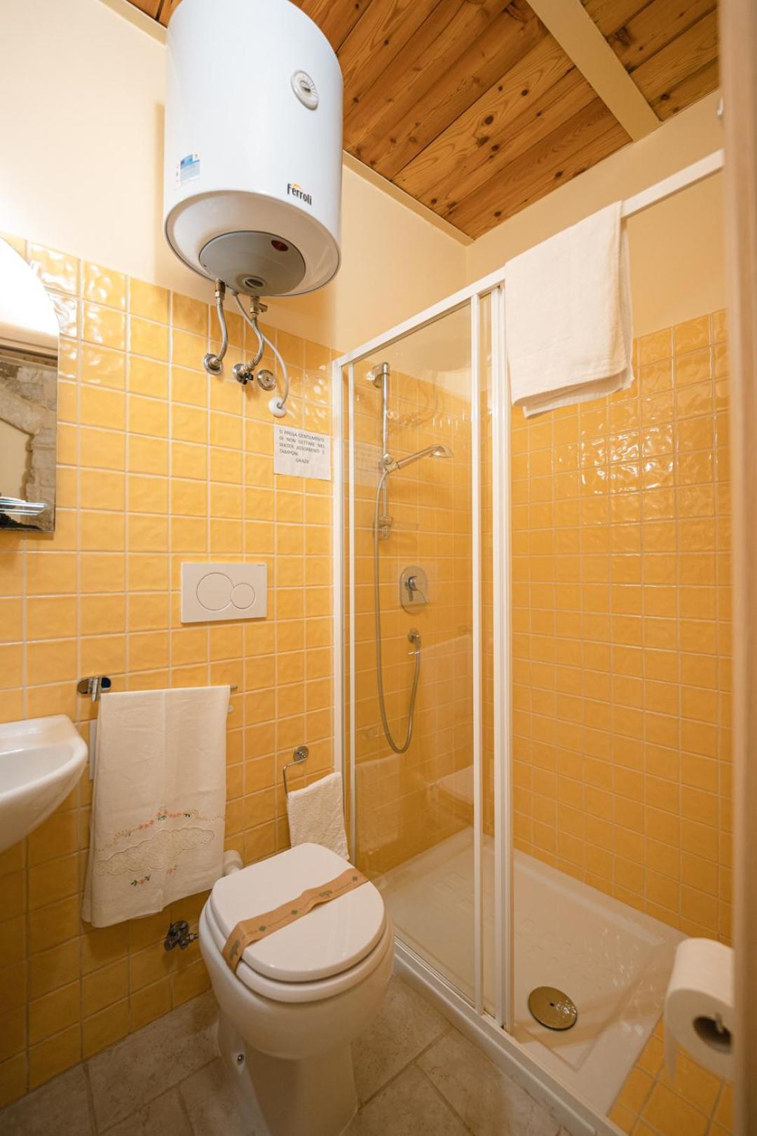 ホテル La Piccola Torre ビシェーリエ 部屋 写真